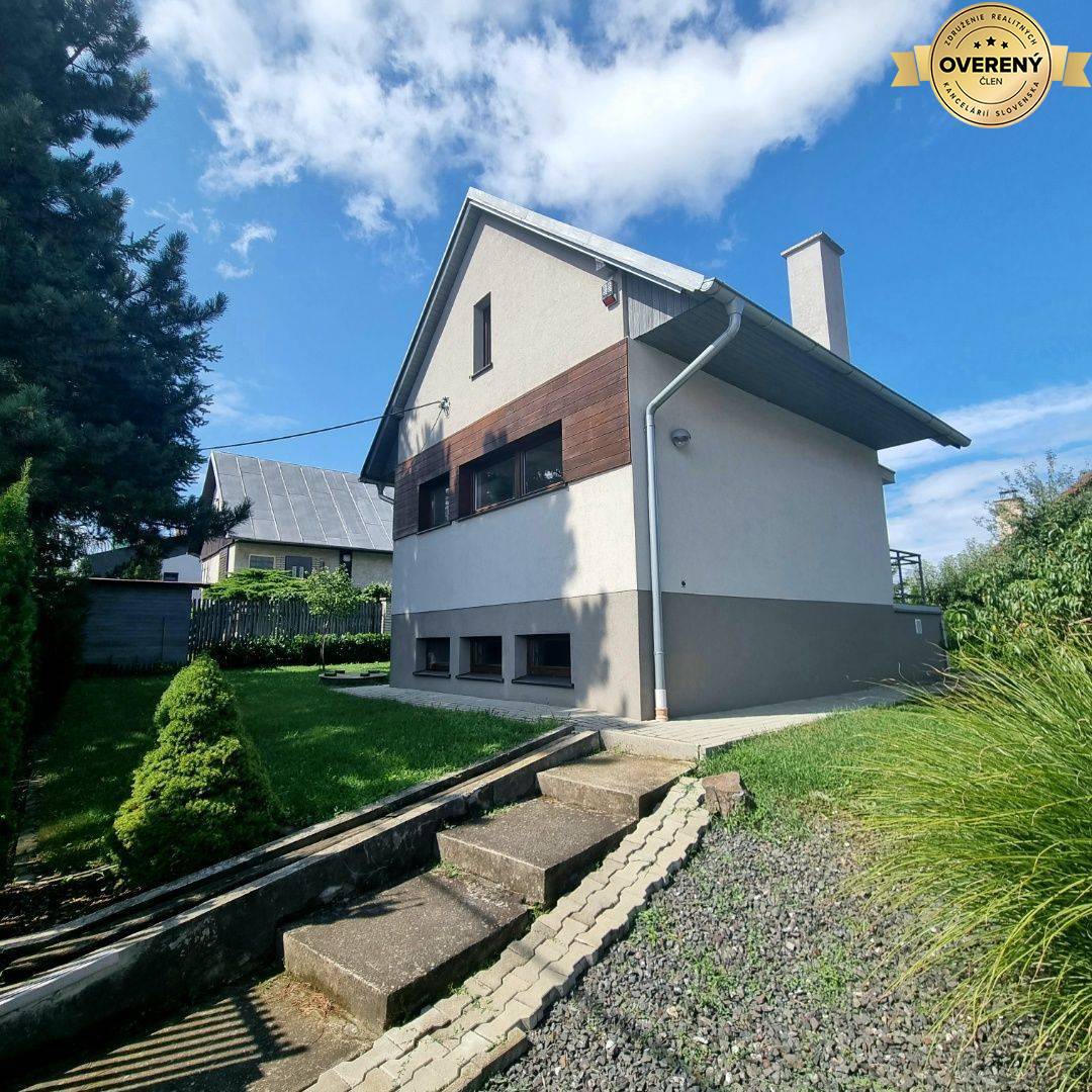 REZERVOVANĚ! EXKLUZÍVNE!! Krásna prerobená chata v Suchej s výhľadom!