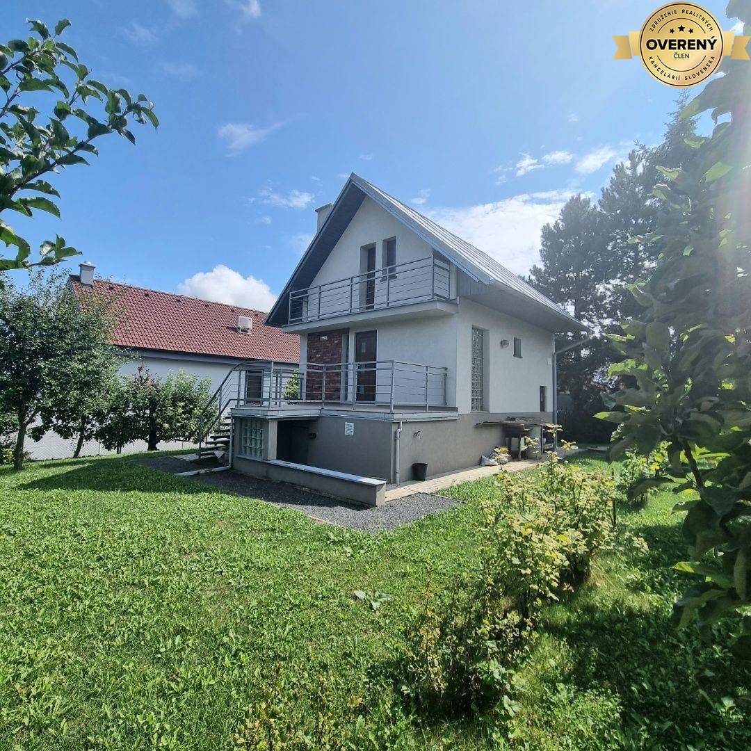 REZERVOVANĚ! EXKLUZÍVNE!! Krásna prerobená chata v Suchej s výhľadom!