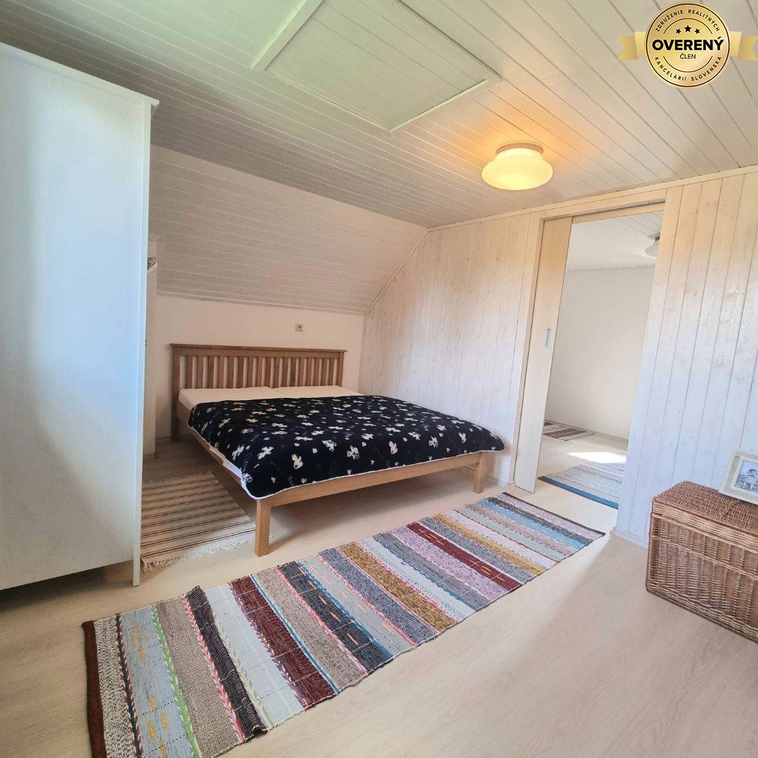 REZERVOVANĚ! EXKLUZÍVNE!! Krásna prerobená chata v Suchej s výhľadom!