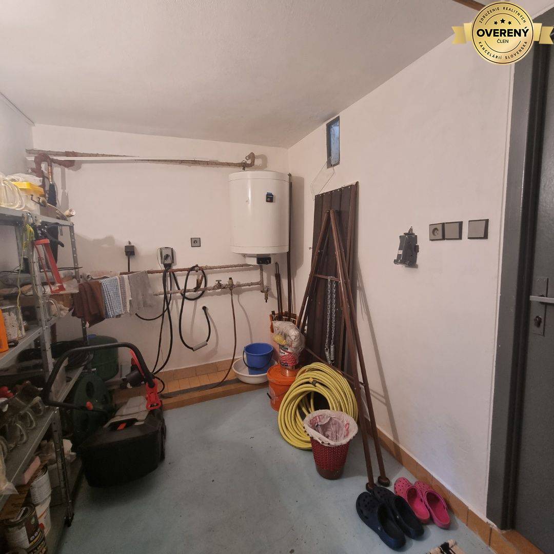 REZERVOVANĚ! EXKLUZÍVNE!! Krásna prerobená chata v Suchej s výhľadom!